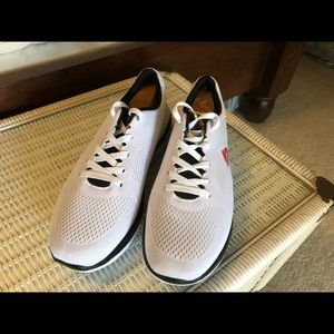 NWOT White Reebok Tennis Shoes